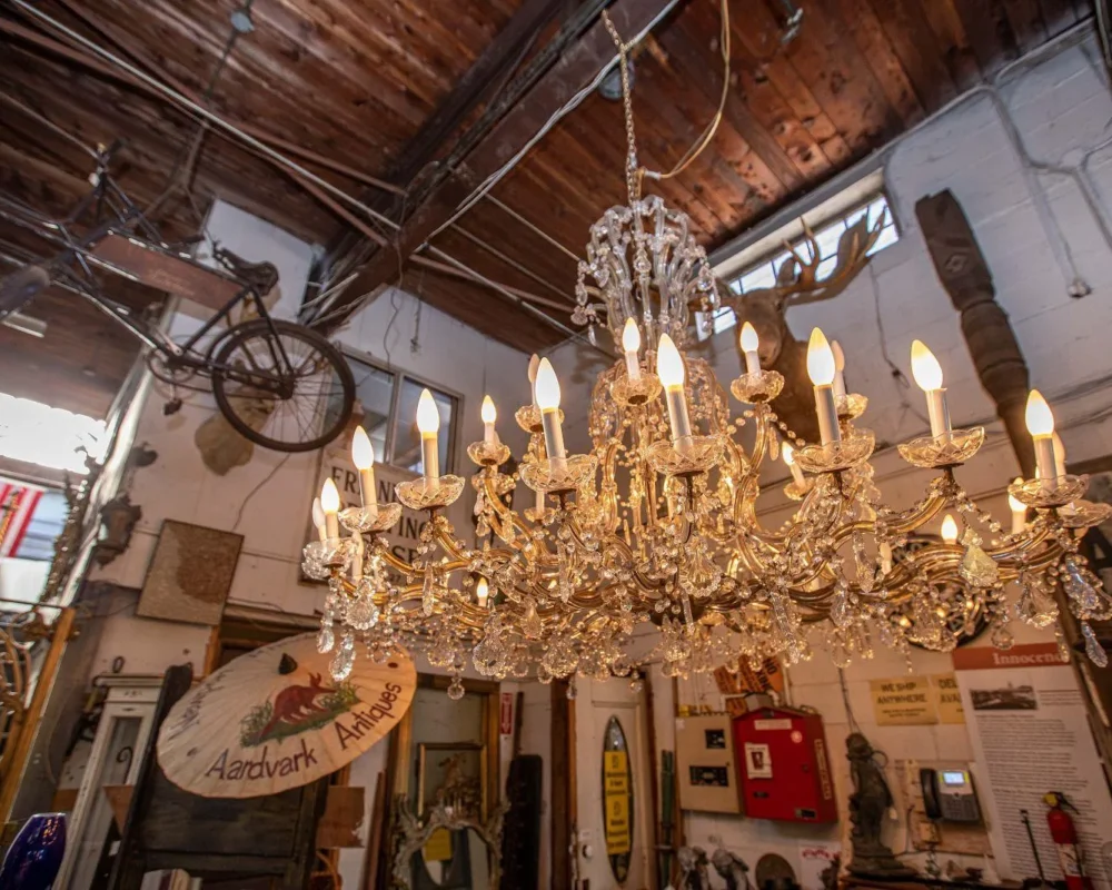 Aardvark Antiques 2020_Newport RI_13