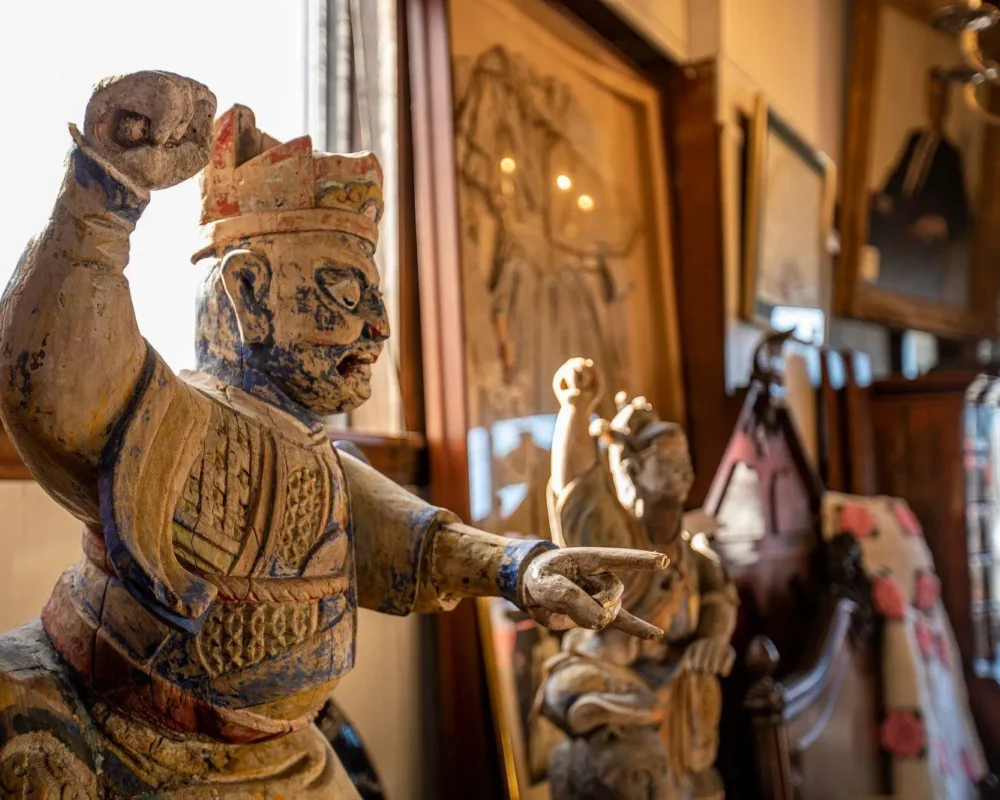 Aardvark Antiques 2020_Newport RI_25
