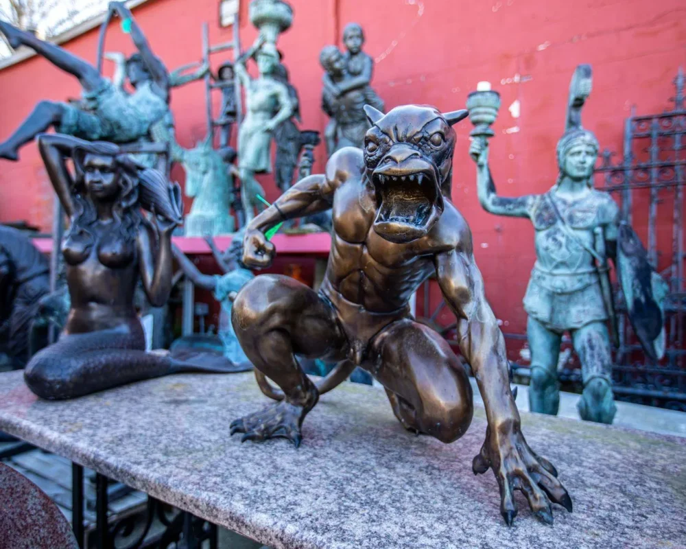 Aardvark Antiques 2020_Newport RI_43