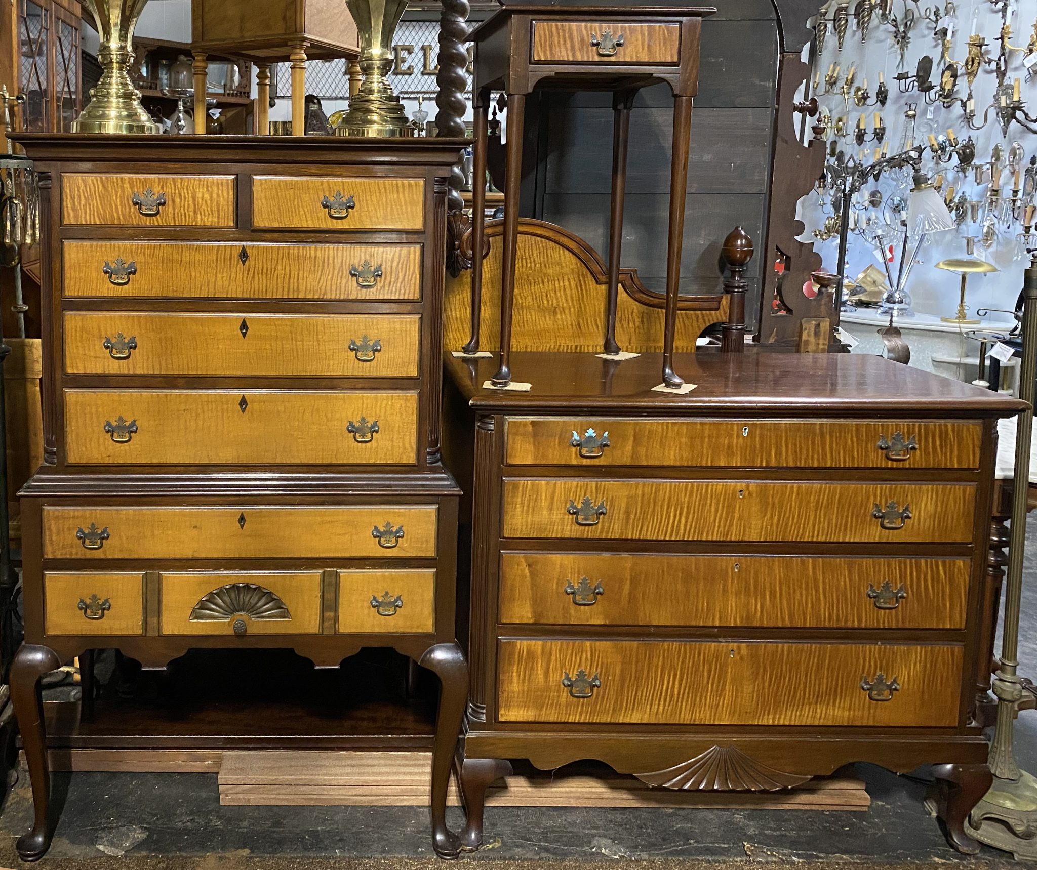 Tiger Maple Bedroom Set 4 Piece Aardvark