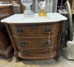 Pulaski Furniture Dresser & 2 Nightstands - Image 2